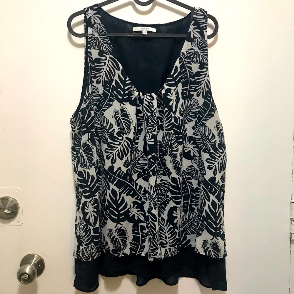 Alfred Sung sleeveless leaves prints blouse top white and navy size XXL